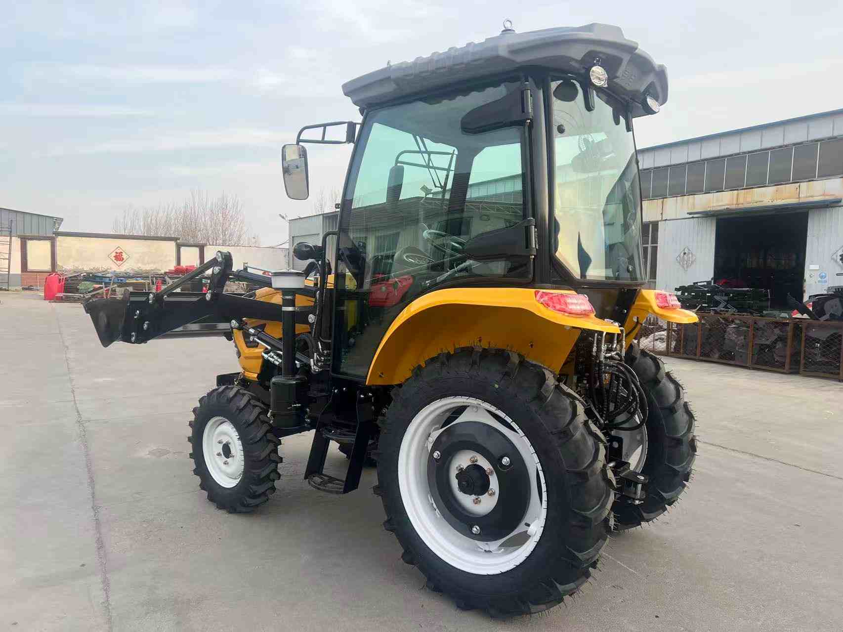 Tracteur agricole 4x4 de 50 à  - Agriculture Farming Certificate avis et prix