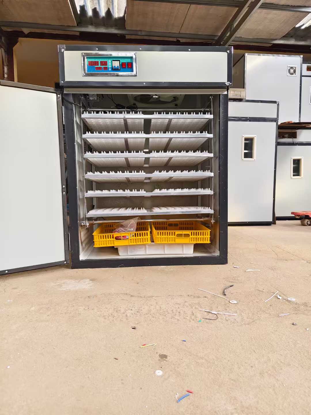 Incubateur d'œufs de poulet au - Poultry Incubator avis et prix